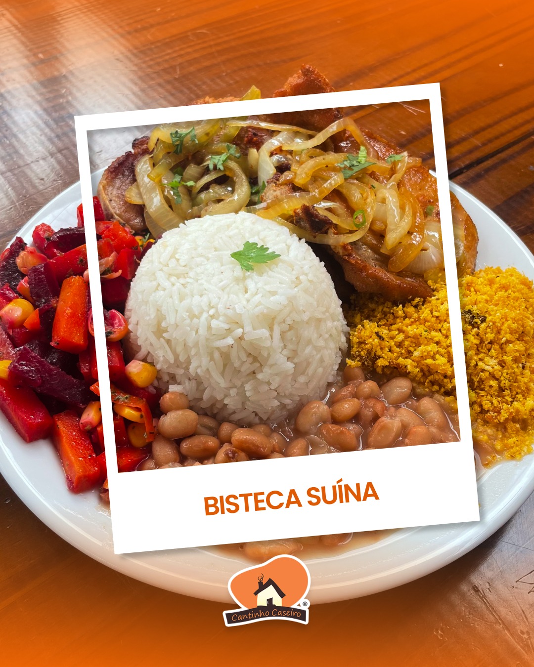 Bisteca suína com arroz, feijão, farofa e salada